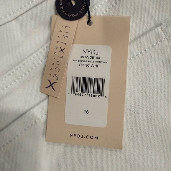 NYDJ Slim Bootcut Ankle Jeans
In Cool Embrace Denim With Frayed Hems SZ 16 - Picture 13 of 15